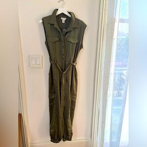 Satin Olive Green Sleeveless Jumpsuit